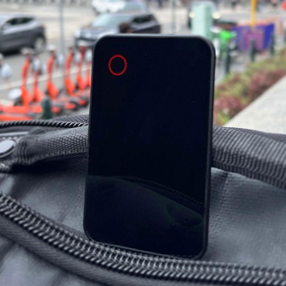 Smart Wallet Tracker Card, Slim Bluetooth Wallet Finder, Both iOS and Android Compatible, Wallet Tracker and Item Locator for Luggage, Purse, Card Bag